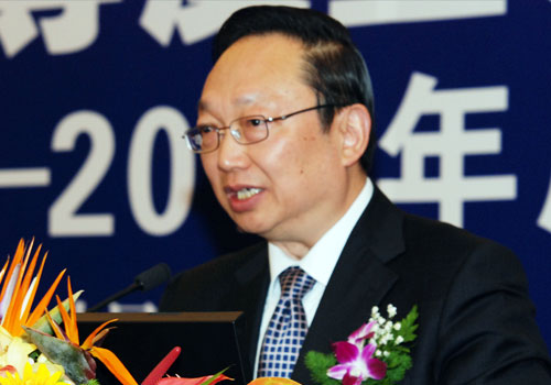 消費(fèi)維權(quán)專家、中消協(xié)原副秘書長(zhǎng)武高漢